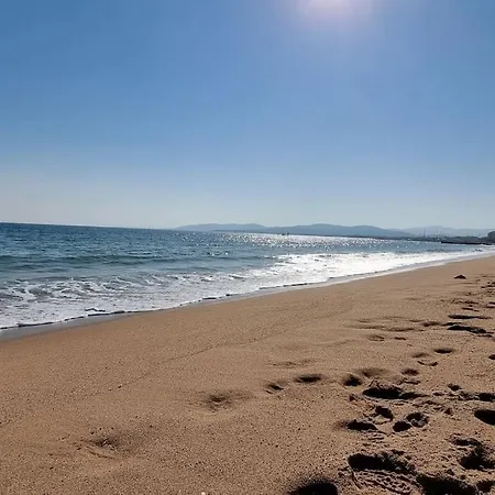 Caresse D'azur - Classé 2 étoiles Fréjus