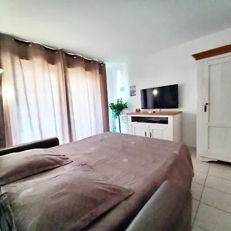 Appartement Caresse D'azur - Classé 2 étoiles *